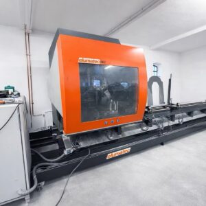 3-Achs-Stabbearbeitungszentrum ELUMATEC SBZ 130 CNC